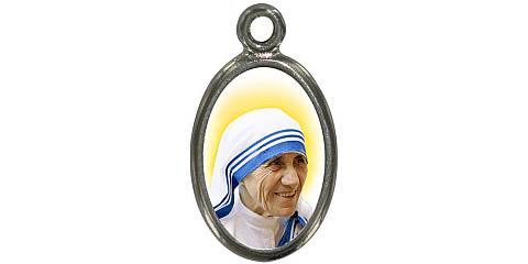 Medaglia Madre Teresa di Calcutta in metallo nichelato e resina - 1,5 cm