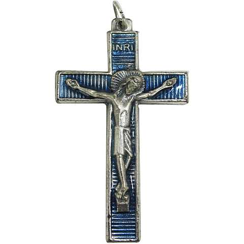 Croce piatta con Cristo stampato in metallo nichelato con smalto blu - 5 cm