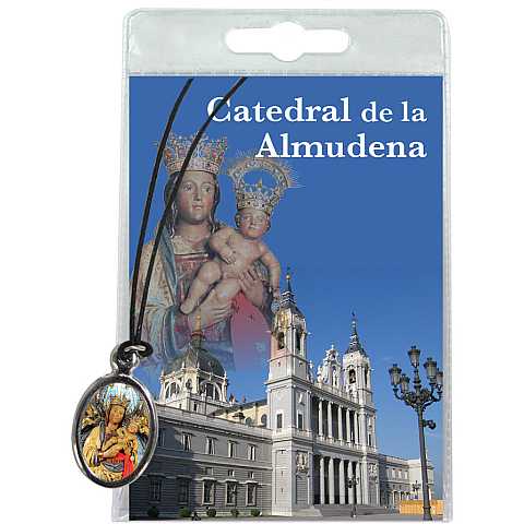 Medaglia Madonna di Almudena con laccio e preghiera in spagnolo