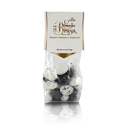 Confetti con mandorla tostata ricoperta di cioccolato bianco al gusto liquirizia, bianchi/neri - Linea 