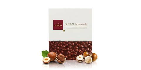Quantum Tavoletta Di Cioccolato Al Latte E Nocciole Intere Piemonte IGP, Formato Maxi, 500 Grammi